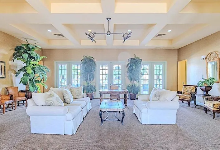 4149 Residence Dr. # 806