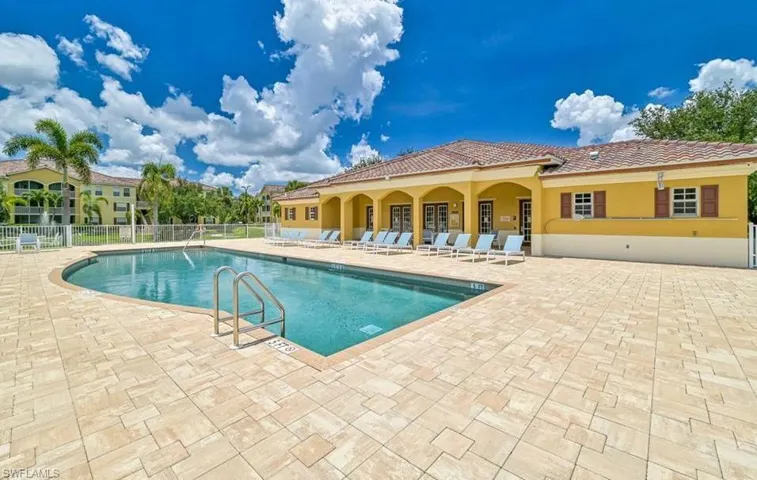 4149 Residence Dr. # 806