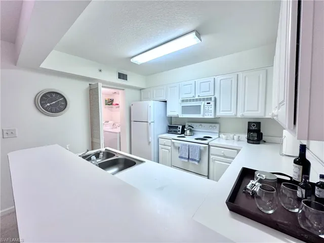 4149 Residence Dr. # 806