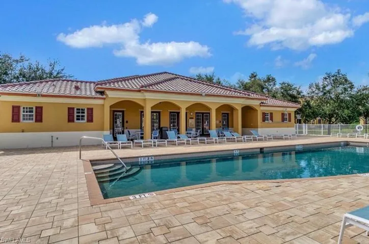 4149 Residence Dr. # 806