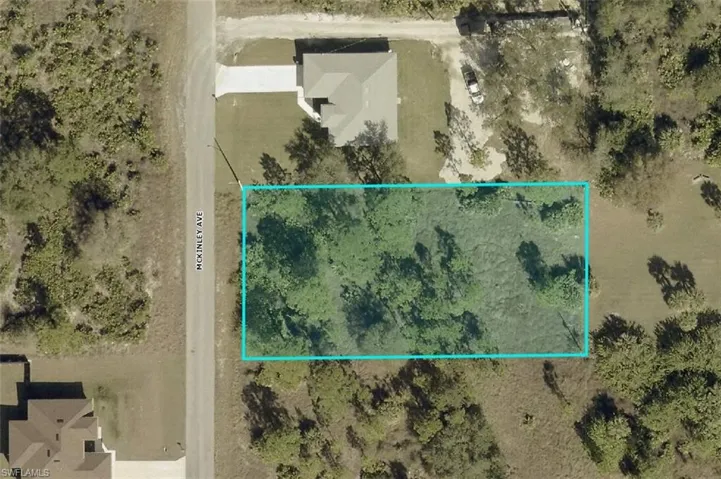 1310 Mckinley Ave, Lehigh Acres, Florida 33972