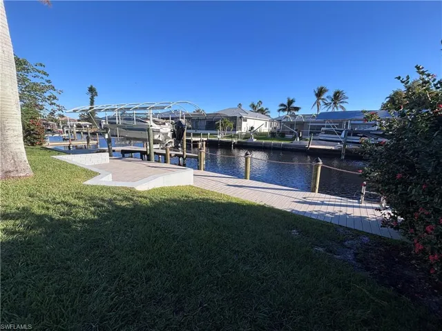 5259 Skylark Ct, Cape Coral Fl 33904