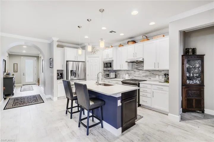 6607  Everton  CT, Fort Myers, FL 33966