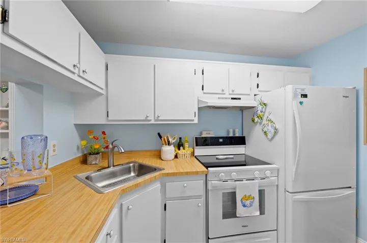 9970 Sailview Ct 20, Fort Myers, Florida 33905