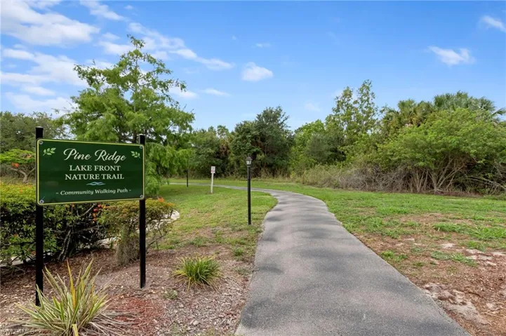 9970 Sailview Ct 20, Fort Myers, Florida 33905