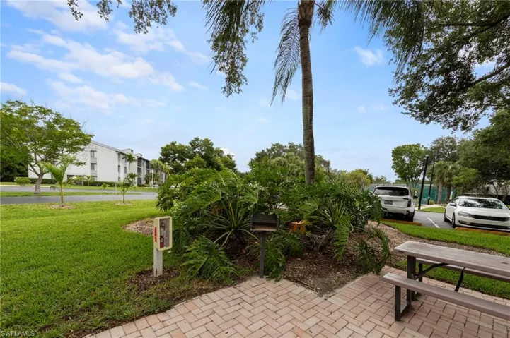 9970 Sailview Ct 20, Fort Myers, Florida 33905