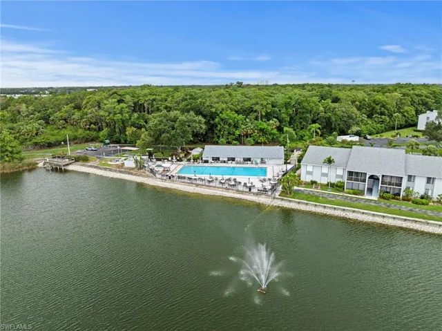 9970 Sailview Ct 20, Fort Myers, Florida 33905