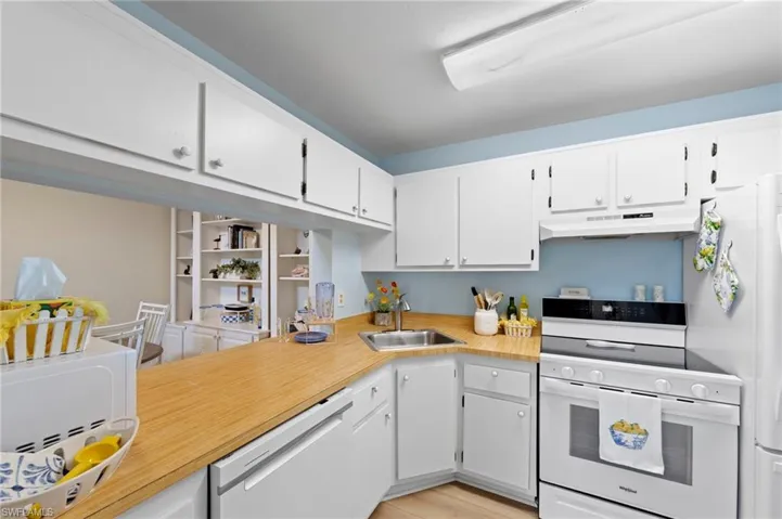 9970 Sailview Ct 20, Fort Myers, Florida 33905