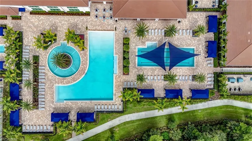 Resort style pool, resistance pool, 25 meter lap pool