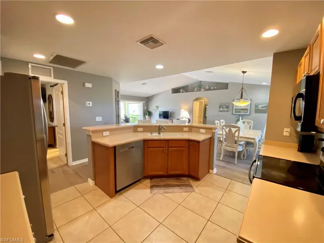 4008 NW 38th  TER, Cape Coral, FL 33993