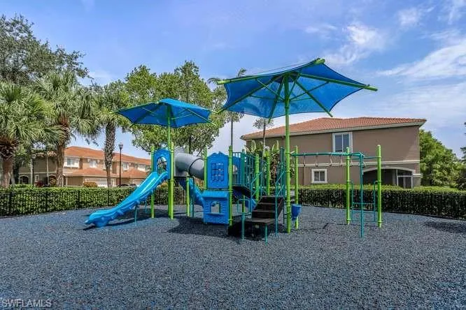 17546 Cherry Ridge Ln, Fort Myers, Florida 33967