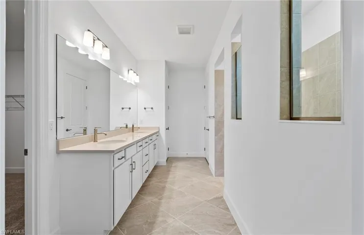 Pictures of a similar floor plan, not of actual home.