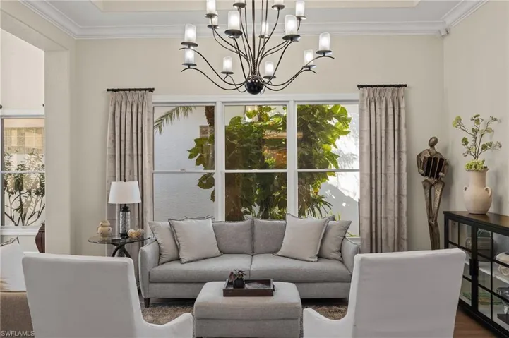 876  Villa Florenza  DR, Naples, FL 34119