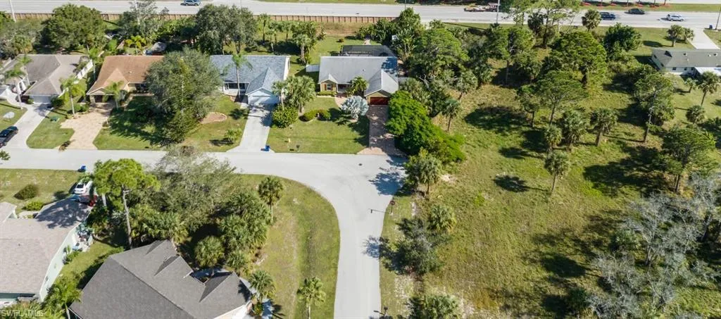 27391  Preservation  ST, Bonita Springs, FL 34135