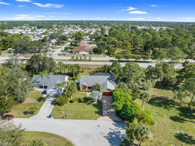 27391  Preservation  ST, Bonita Springs, FL 34135