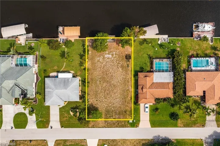 1325 SE 32nd TER, CAPE CORAL FL 33904
