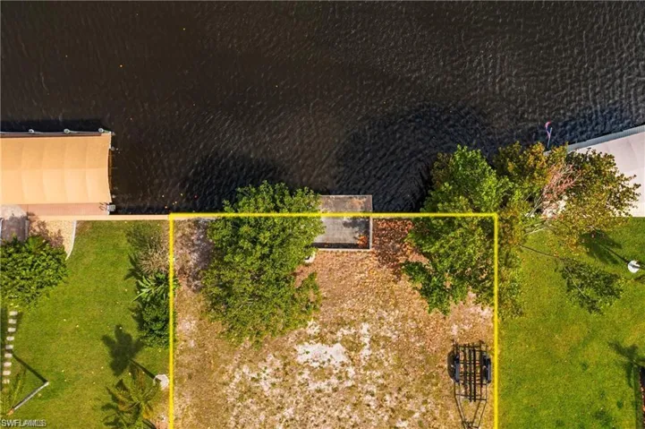 1325 SE 32nd TER, CAPE CORAL FL 33904