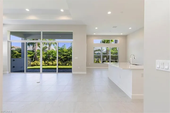 2745 Durham Cir, Naples, Florida 34112