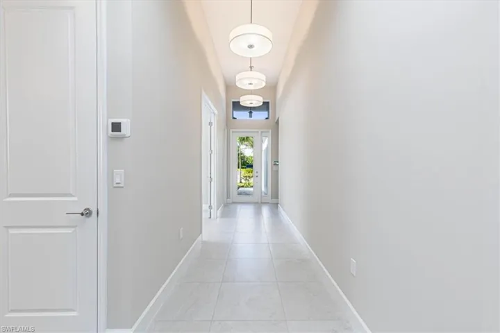 2745 Durham Cir, Naples, Florida 34112