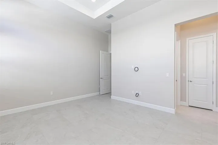 2745 Durham Cir, Naples, Florida 34112