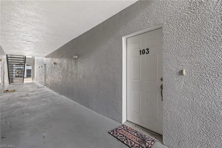 1075 Hancock Creek South Blvd # 103, Cape Coral Fl 33909