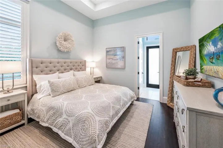 First level En-suite Bedroom with Pool Bath
