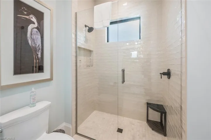 Bathroom/Pool Bath