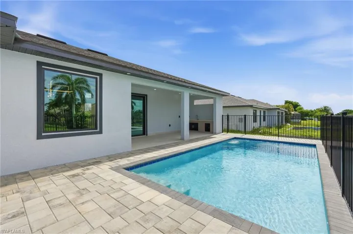 1232 Hancock Bridge Pkwy, Cape Coral, Florida 33990
