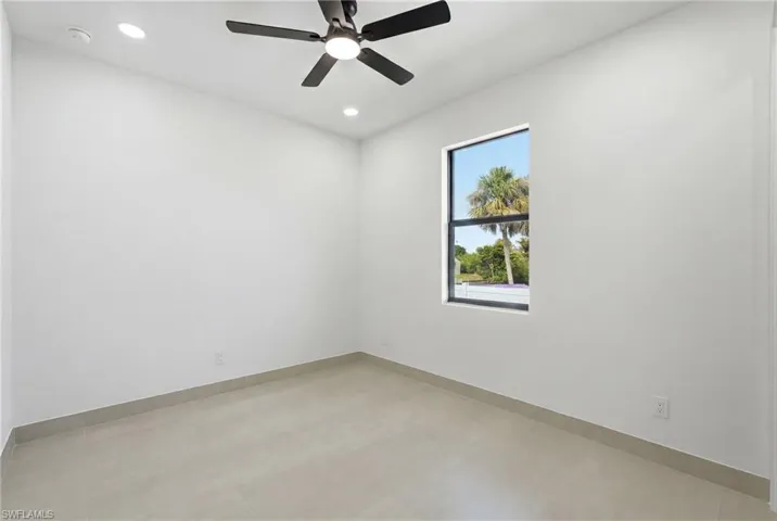 1232 Hancock Bridge Pkwy, Cape Coral, Florida 33990