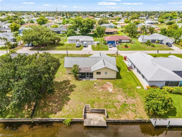 1435 Se 14th St, Cape Coral, Florida 33990
