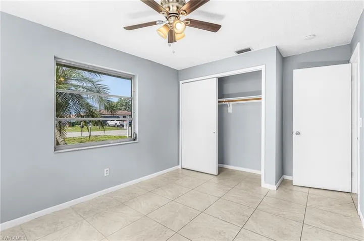 1435 Se 14th St, Cape Coral, Florida 33990