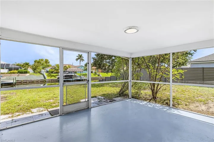 1435 Se 14th St, Cape Coral, Florida 33990