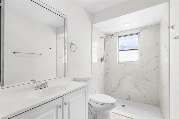 1435 Se 14th St, Cape Coral, Florida 33990