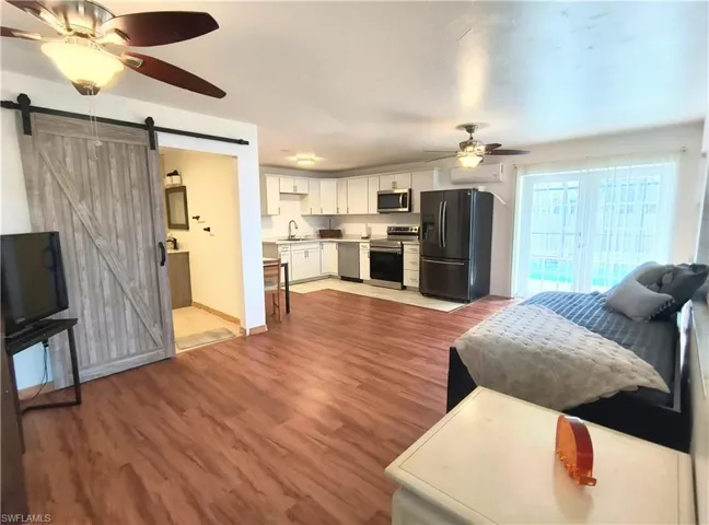 Studio Room with ADA shower