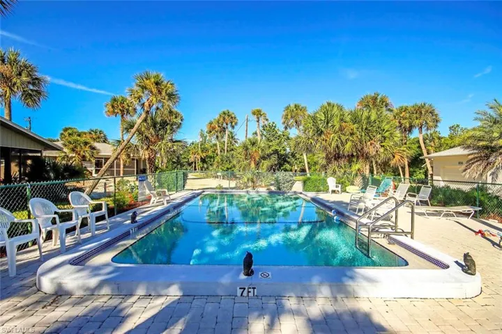 Community pool