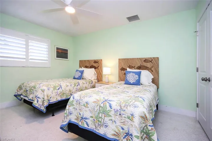 Guest bedroom