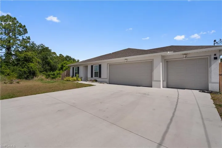 2706 9th St Sw, Lehigh Acres, Florida 33976