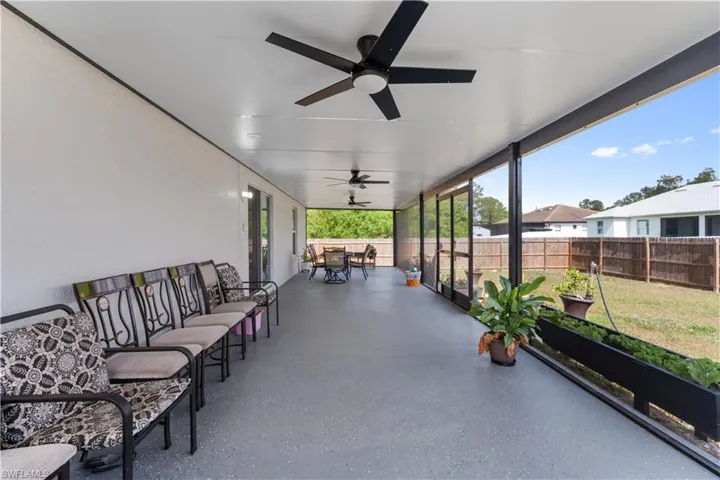 2706 9th St Sw, Lehigh Acres, Florida 33976