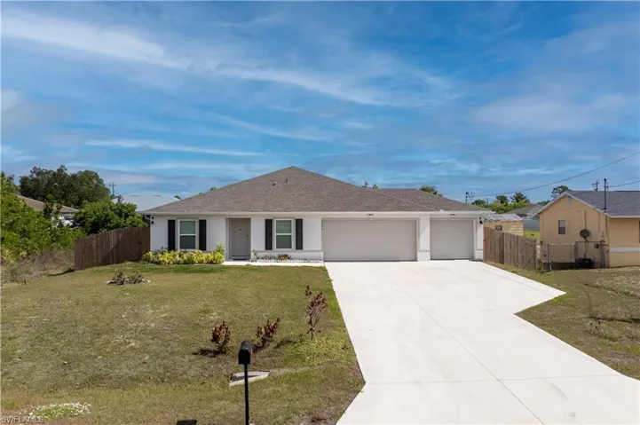 2706 9th St Sw, Lehigh Acres, Florida 33976