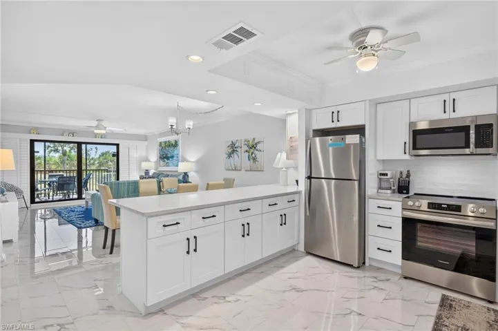 1919 Olde Middle Gulf Dr 102, Sanibel, Florida 33957