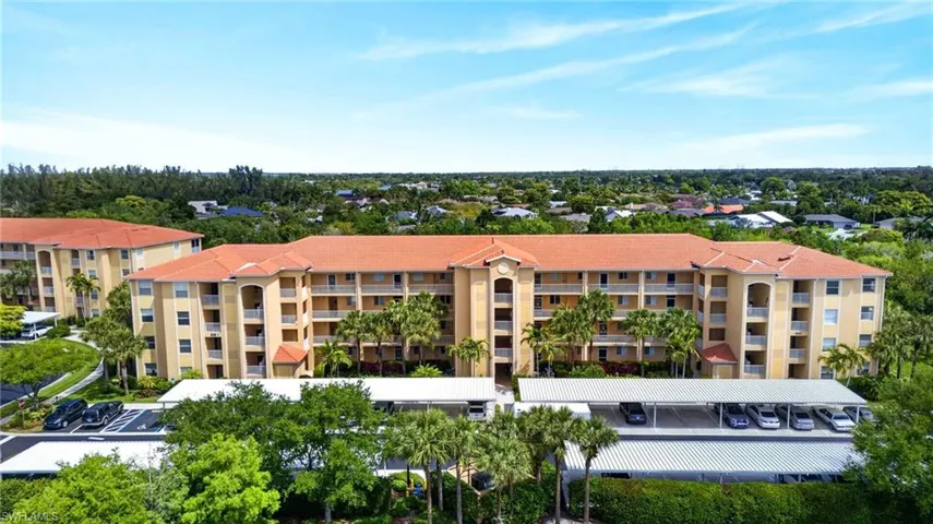 8251 Pathfinder Loop 621, Fort Myers, Florida 33919