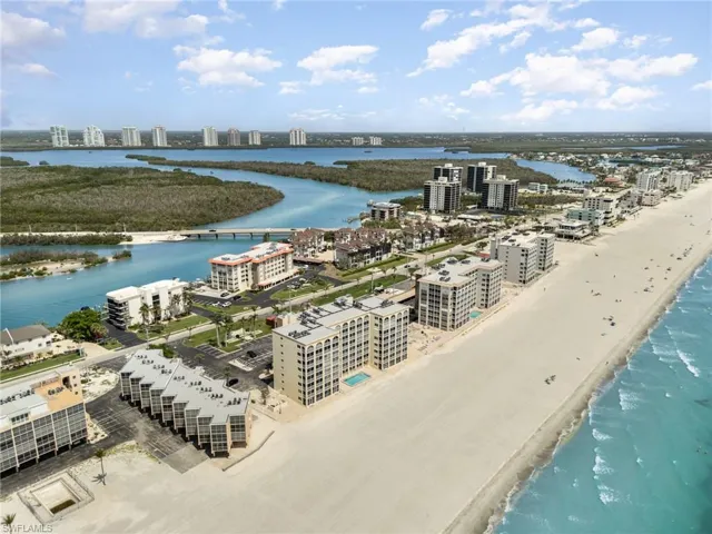 Beautiful Bonita Beach looking South!