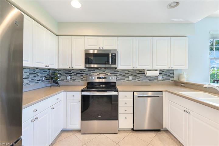 9211  Palmetto Ridge  DR, Estero, FL 34135