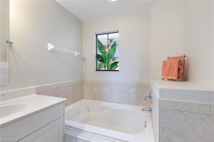 9211  Palmetto Ridge  DR, Estero, FL 34135