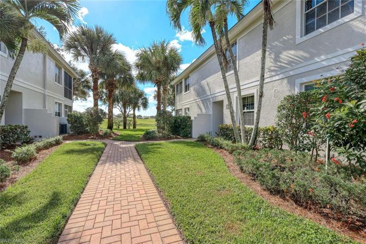 9211  Palmetto Ridge  DR, Estero, FL 34135