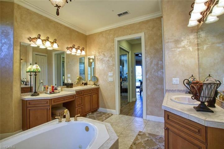 Dual vanities
