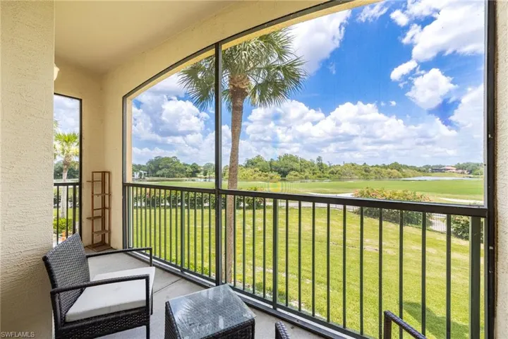 11480 Villa Grand 116, Fort Myers, Florida 33913