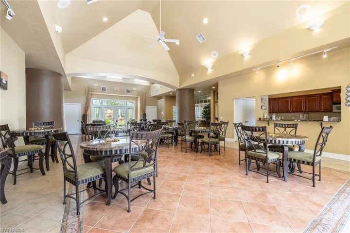 11480 Villa Grand 116, Fort Myers, Florida 33913