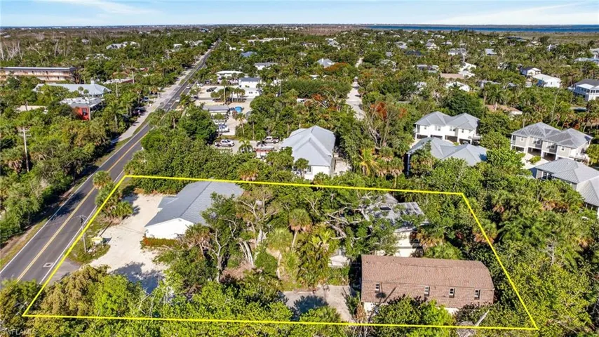 1446 Periwinkle Way, Sanibel, Florida 33957