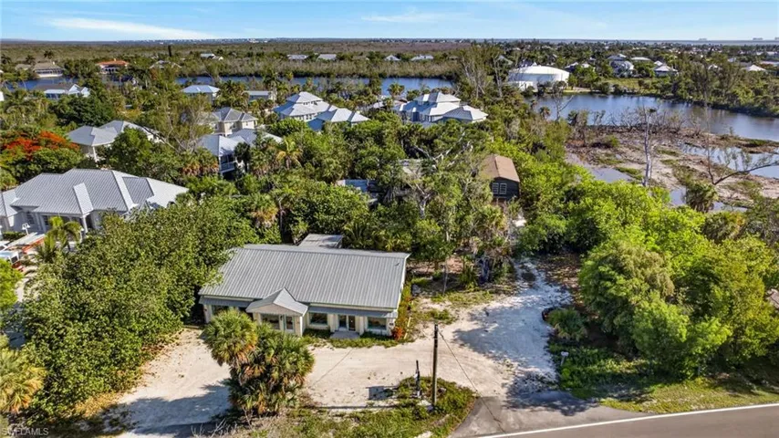 1446 Periwinkle Way, Sanibel, Florida 33957
